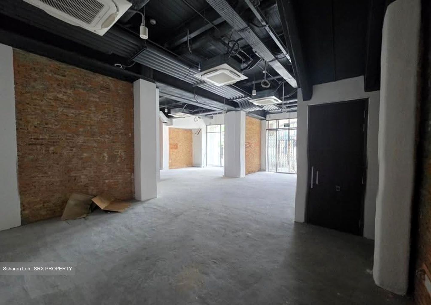 Serangoon Road (D8), Shop House #613756141